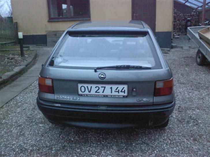 Opel astra f billede 6