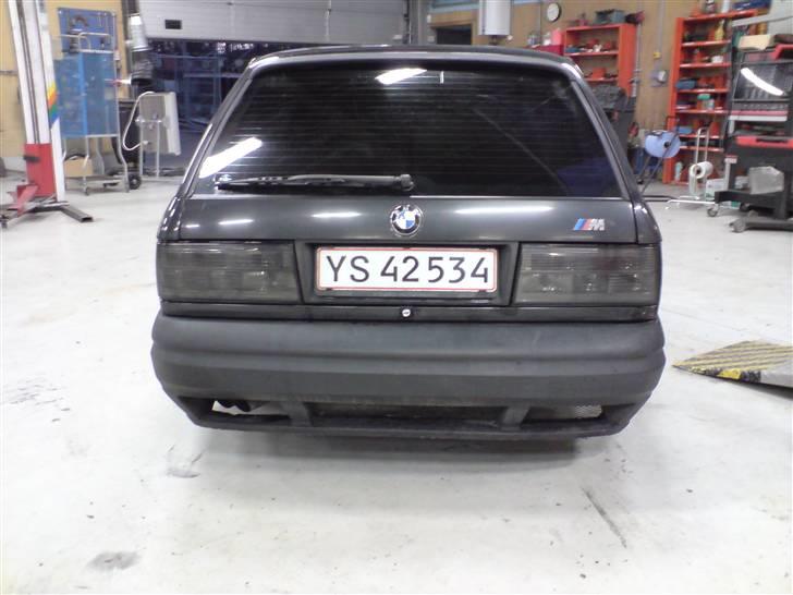 BMW 325i touring  solgt - reiger gts bagskørte billede 6