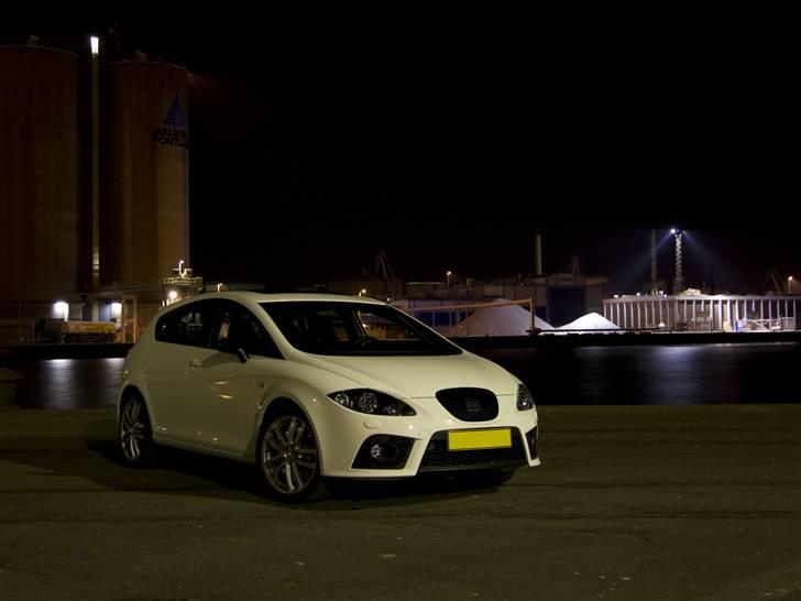 Seat Leon Cupra - Første weekend med bilen. Lidt nattesjov på Århus Havn. billede 6