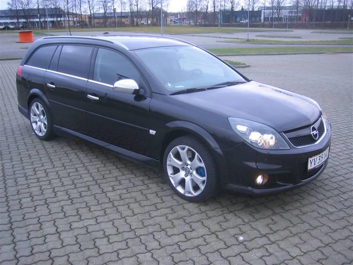 Opel Vectra OPC billede 1