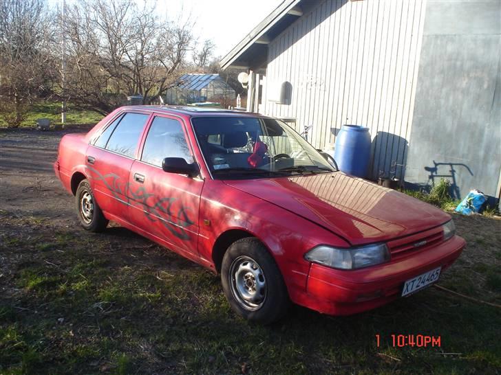 Toyota Carina II #Totalt Skadet# - Den ser ikk ud af meget, men den rykker billede 1