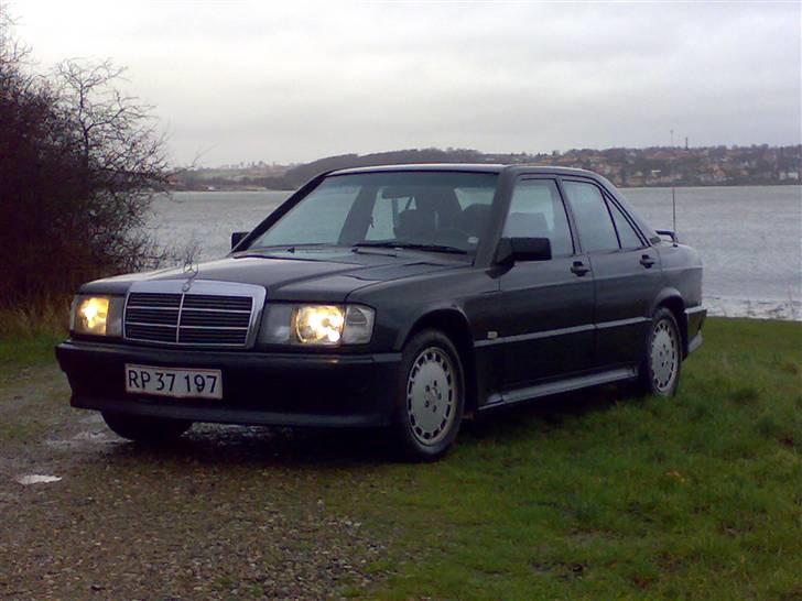 Mercedes Benz 190E 3,0 billede 2