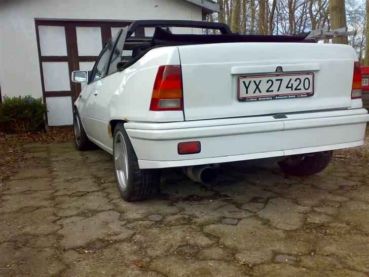 Opel Kadett Cabriolet BYTTET!! billede 9