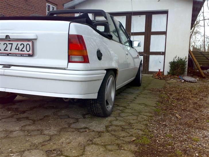 Opel Kadett Cabriolet BYTTET!! billede 10