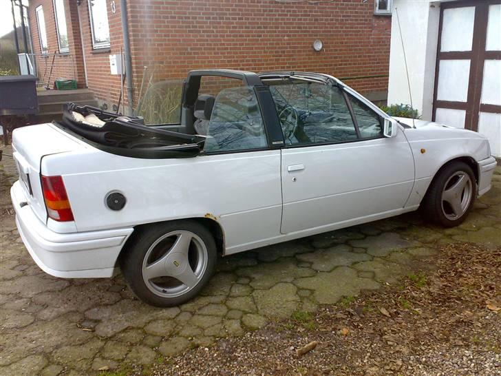 Opel Kadett Cabriolet BYTTET!! billede 11