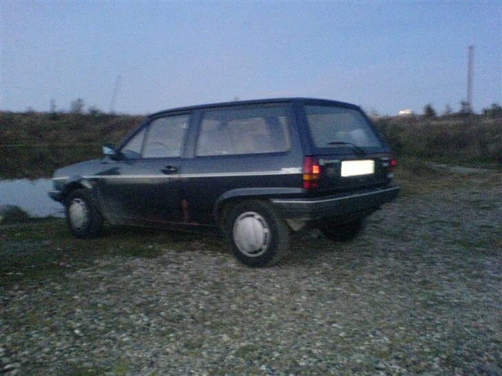VW Polo fox - SOLGT - Stemningsbillede ved nærmeste put&take sø ;)  billede 5