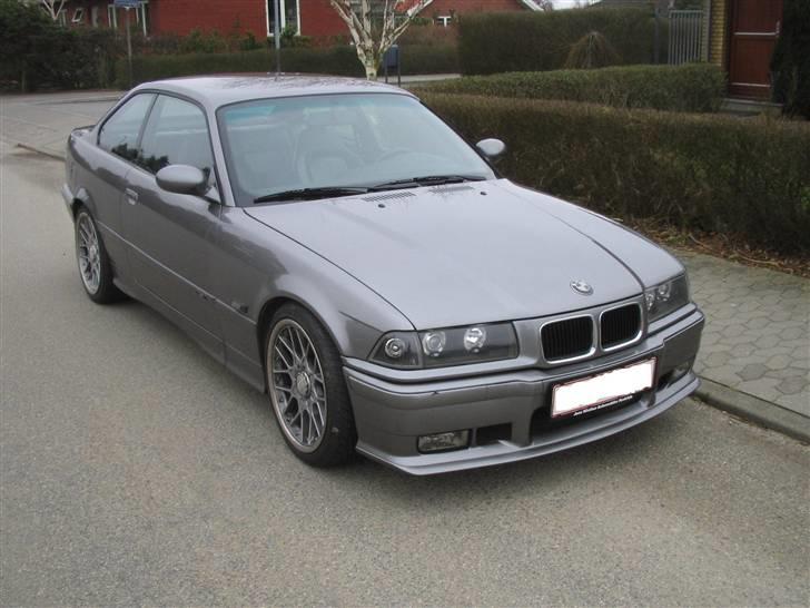 BMW 325 Coupe Turbo billede 1