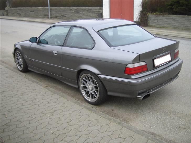 BMW 325 Coupe Turbo billede 2