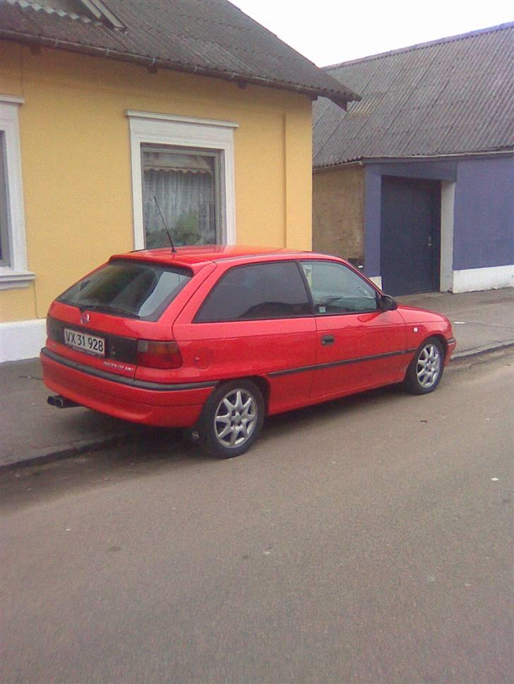 Opel Astra 2,0 GSI billede 3
