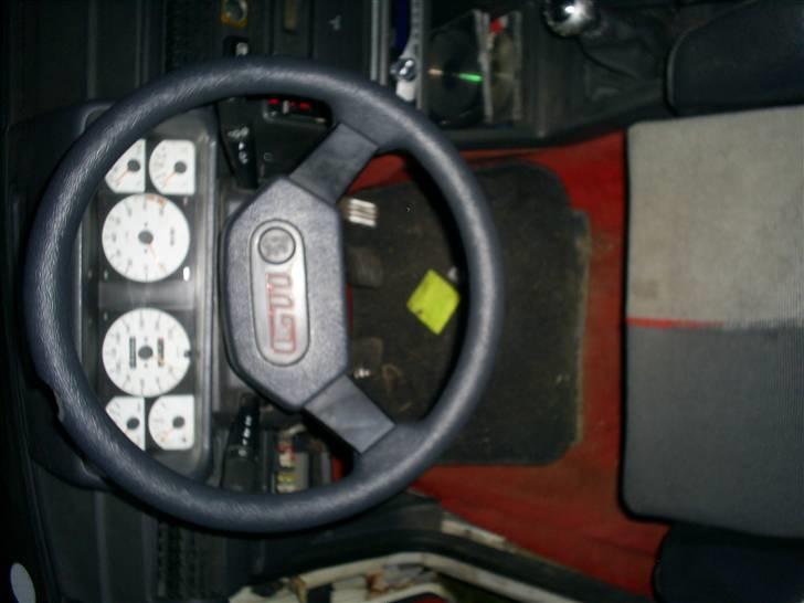 Peugeot 205 1,6 gti billede 12