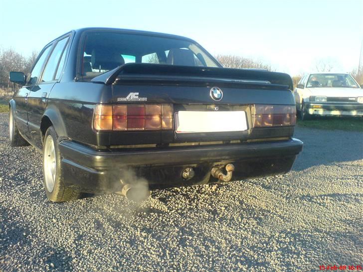 BMW 323i 2.5 *solgt* billede 2