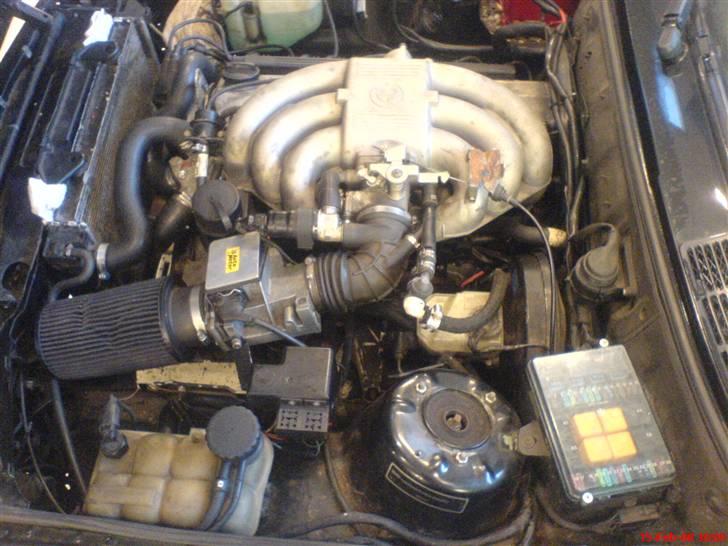 BMW 323i 2.5 *solgt* billede 5