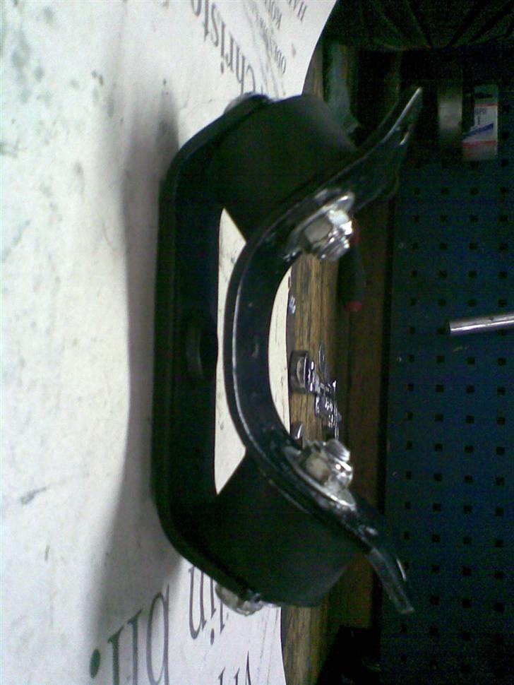 Toyota corolla gt ae86 solgt - nyt gearkasse ophæng som jeg selv har lavet om er blevet rigtig godt og kan holde til alle de hk du kan presse ud af en coupe med  garanti billede 8