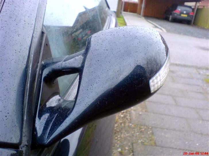 Mazda 323F  SOLGT billede 4