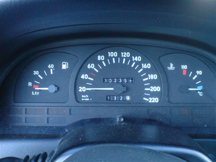 Opel Vectra A ( Ophug )  - MIt speedometer. men der skal et andet et i billede 10