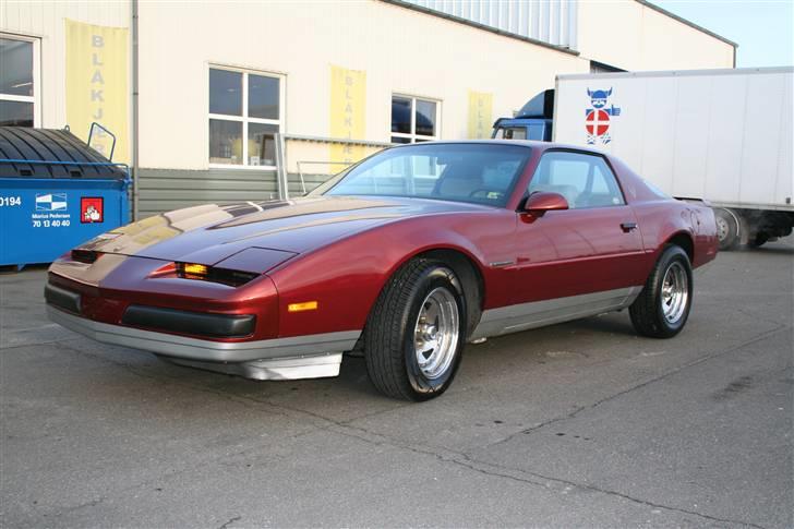 Pontiac Firebird billede 1