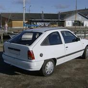 Opel Kadett 1,6i cc (SOLGT)