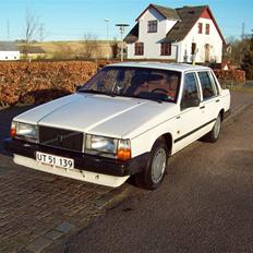 Volvo 740 GL (solgt)