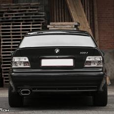BMW 325i E36 Facelift SOLGT!