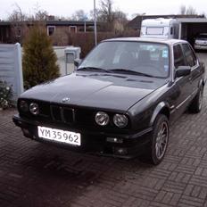 BMW 320I  E30 ( SOLGT )