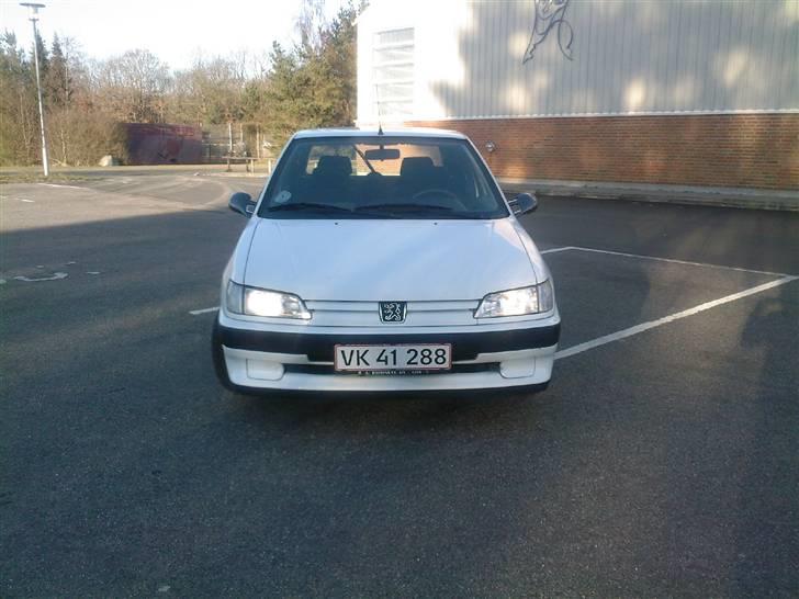 Peugeot 306 style smadret billede 6
