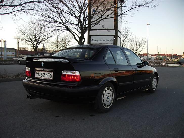 BMW 318I (Solgt) billede 20