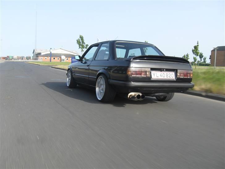 BMW E30 325i billede 5