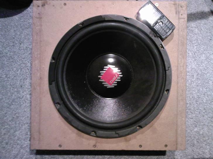 VW golf 2 *Solgt* - 12´´ bass billede 11