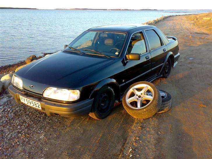 Ford vinterslæden 07 [solgt] - der er lige nogle billeder af fælgene der skal have nyt gummi billede 4