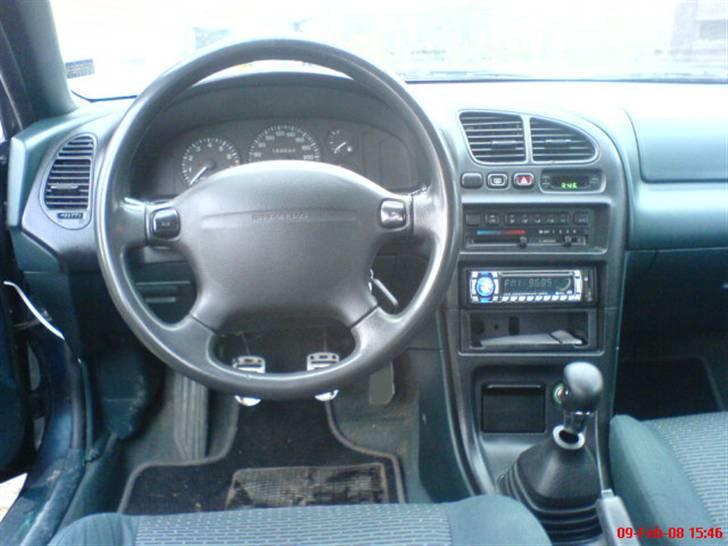 Mazda 323F  SOLGT billede 6