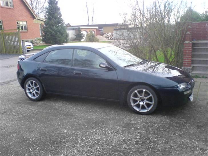 Mazda 323F  SOLGT billede 8