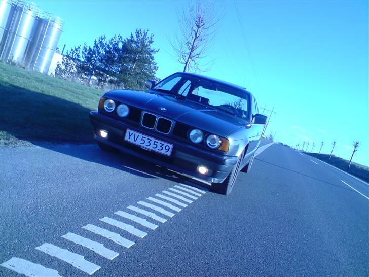 BMW 530i aut e34 billede 2