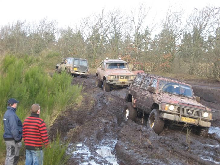 Nissan patrol gr billede 12