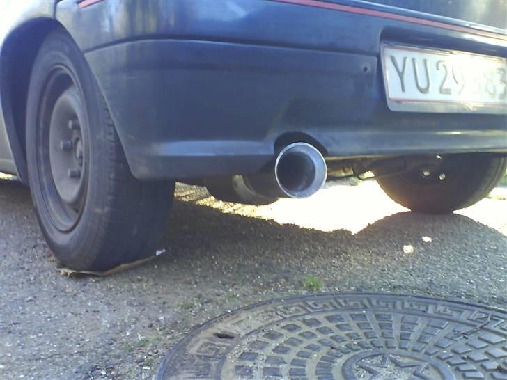 Peugeot 106 rally solgt - fra en anden vinkel med den nye bagpotte billede 12