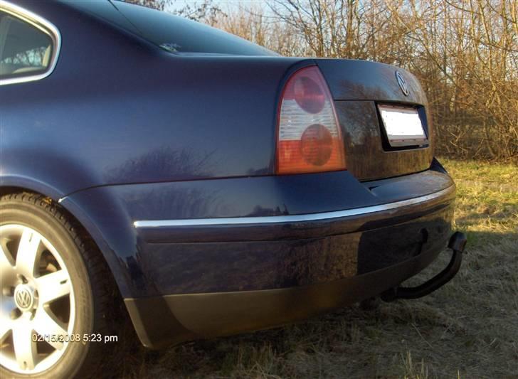 VW Passat 2,3 V5 Highline - Trækket kan ikke pilles af, jeg mangler nøglen til det.... billede 3