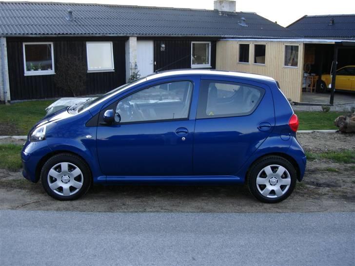 Toyota Aygo+ Blue billede 4