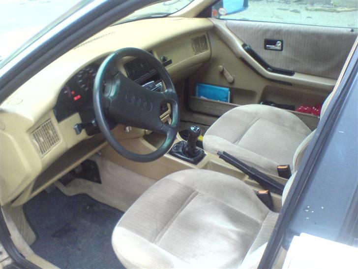 Audi 80 1.8 SOLGT - Flot kabine der matcher lakeringen billede 4