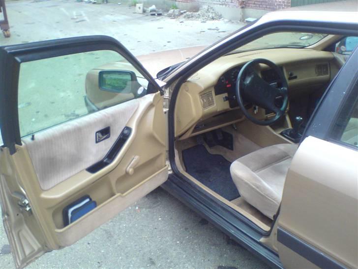 Audi 80 1.8 SOLGT - Kunne godt finde på at bygge nogle højttalere ind i dørene. Evt. 1 stk. i alle 4 døre. billede 7