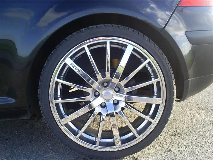 VW Golf 4 1,9 TDI - 19" og KONI undervogn billede 10