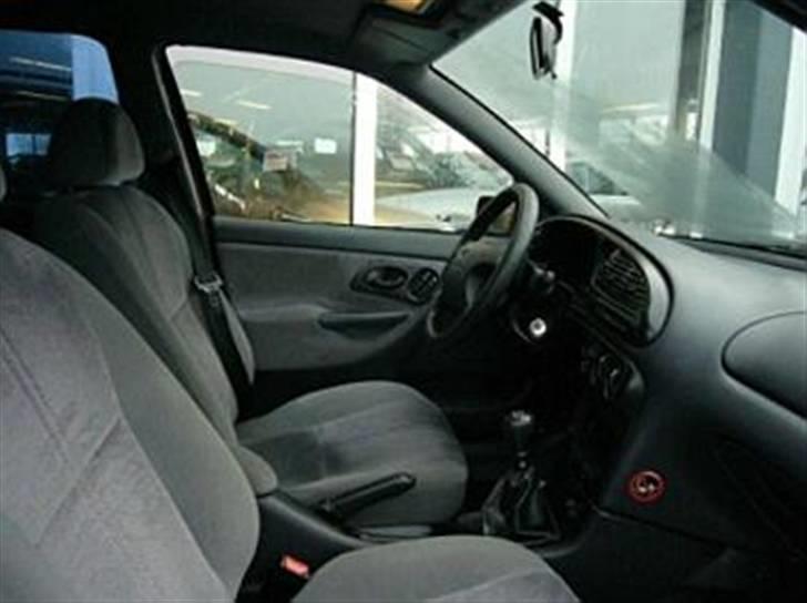 Ford Mondeo - kabinen der fulgte med bilen billede 13