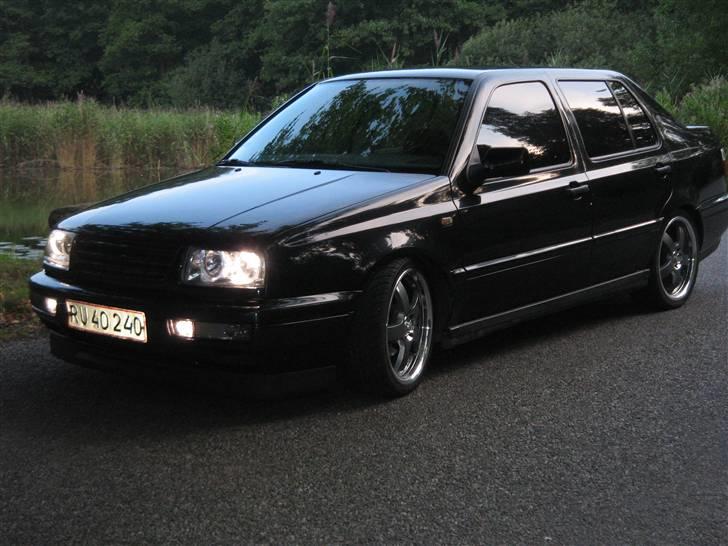 VW Vento 2,0i  8v GT  - xenon er ikke monteret på billederne billede 2