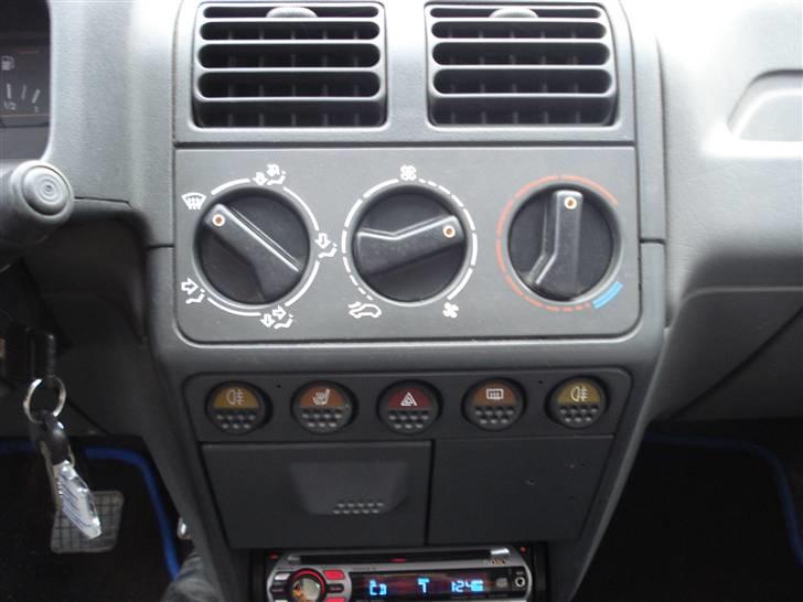 Peugeot 205 xri solgt billede 11