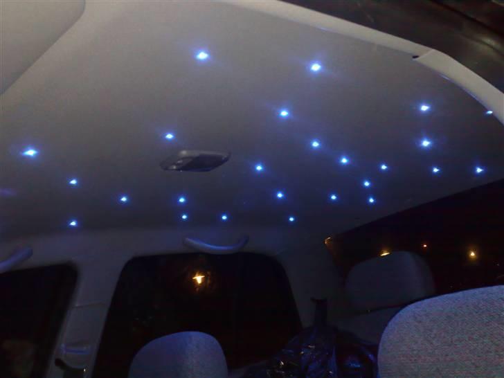 Nissan Sunny skrottet billede 8