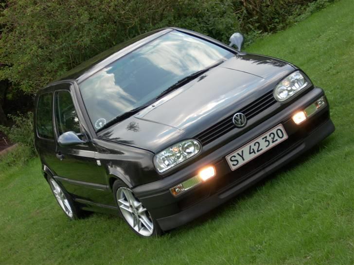 VW            Golf 3 [SOLGT] billede 4