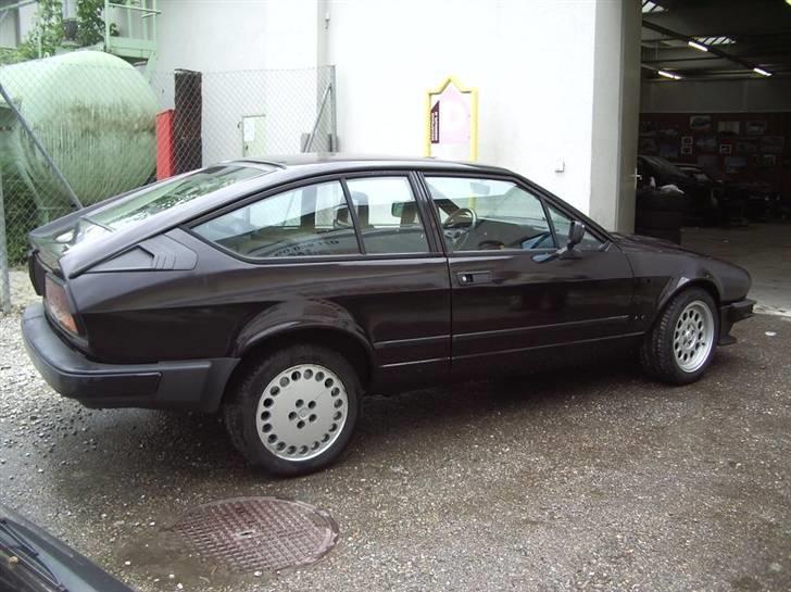 Alfa Romeo GTV-6 under opbygning Solgt billede 2
