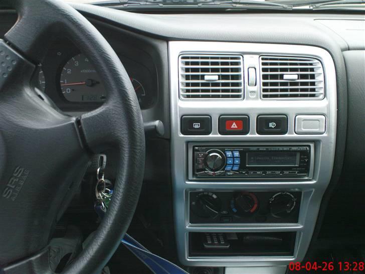 Nissan Almera 1.4s 16v Twincam "solgt" billede 6