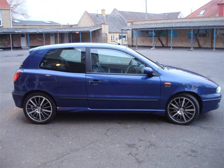 Fiat bravo HGT 2.0 20v solgt billede 9