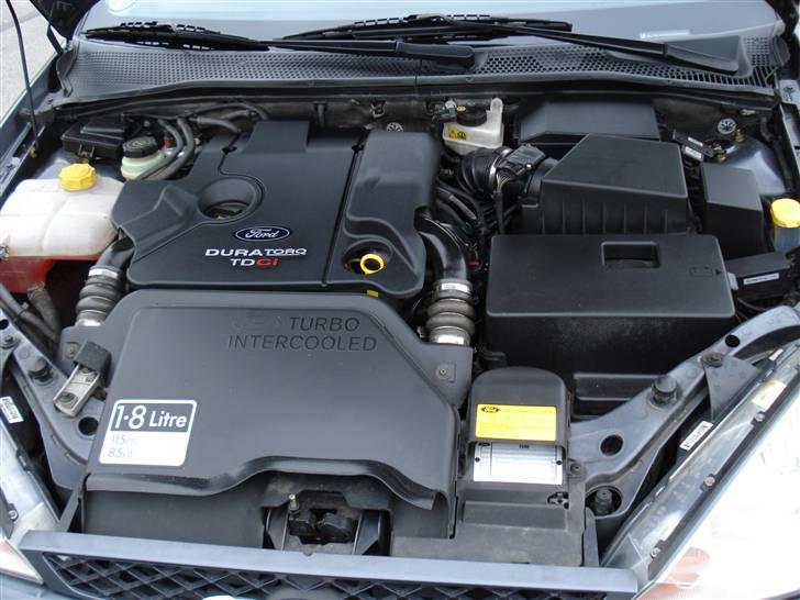 Ford Focus 1,8 TDCi GHIA stc. billede 10