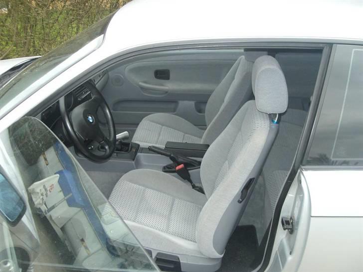 BMW 320i coupe billede 7