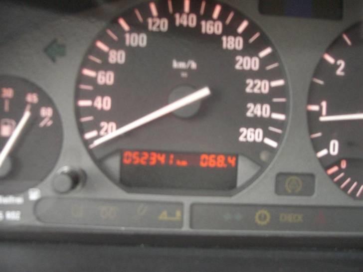 BMW 320i coupe billede 8